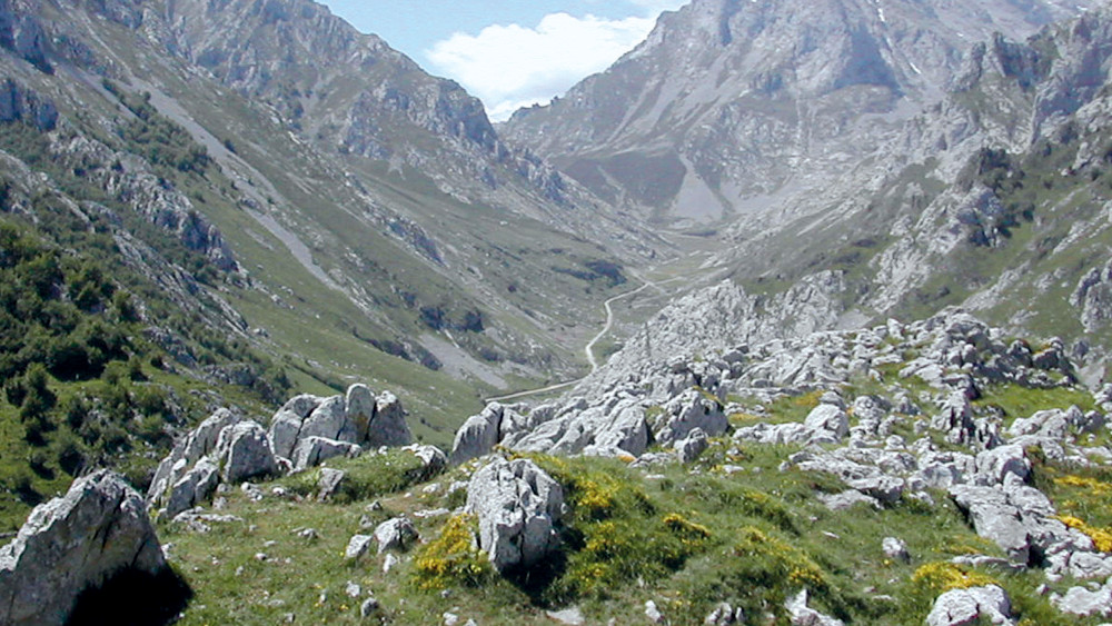 Valle del Duje desde el camino a Sotres